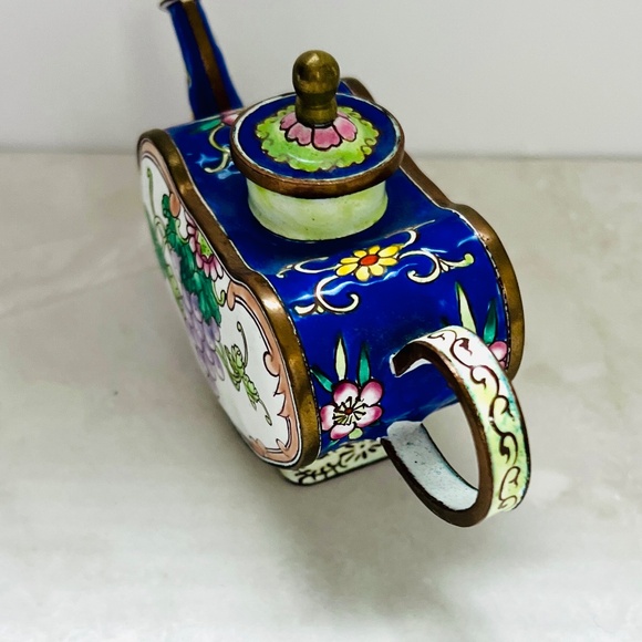 Authentic Kelvin Chen Grape Teapot Vintage | Taiwan Cloisonné Enamel | Oval - Picture 7 of 8